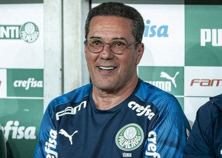 Luxemburgo cita Alemanha de 2014 como referência para meio-campo do Palmeiras