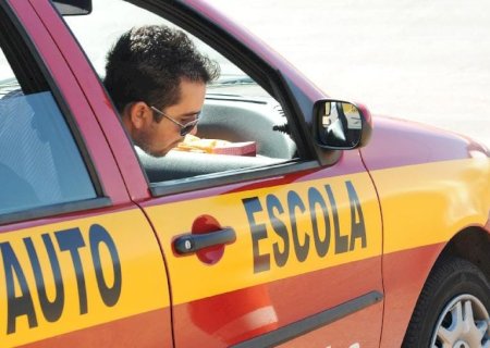 Fim da obrigatoriedade da autoescola deve gerar economia de R$ 9 bi ao ano