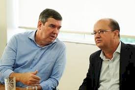 Com contas no limite, MS decreta corte de gastos para manter investimentos