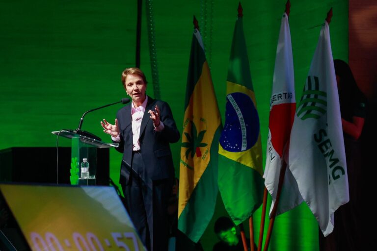 Tereza Cristina participa do Conacarne em BH