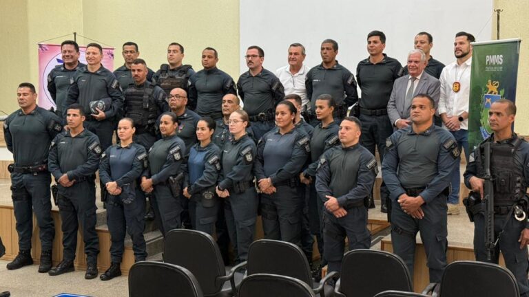 Polícia Militar inicia entrega de medalhas de tempo de serviço na região Norte de MS