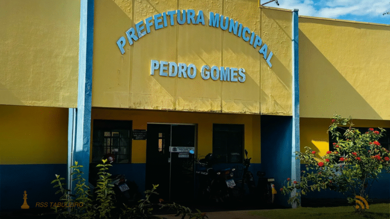 Servidores da Câmara de Pedro Gomes recebem R$ 300 em vale-alimentação