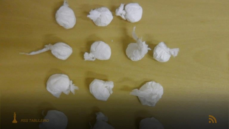 Homem de 30 anos preso por tráfico de drogas e falsa identidade em Costa Rica