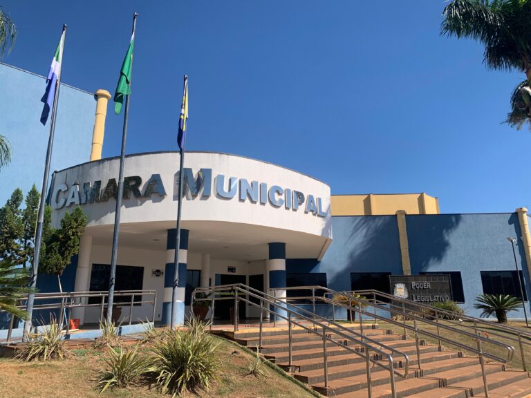 Câmara Municipal abre pregão eletrônico para contratação de móveis planejados