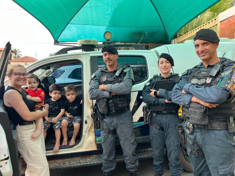 Polícia Militar participa de aniversário de pequeno admirador em Coxim