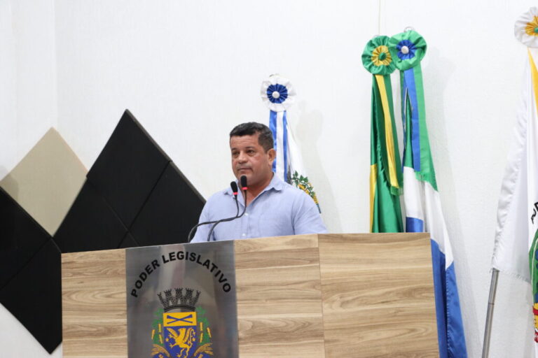 Vereador Ramão solicita criação de adicional de assiduidade para todos os servidores municipais