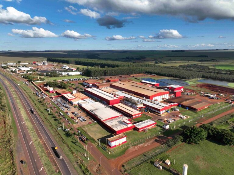 Câmara acompanha investimento que amplia empregos em São Gabriel do Oeste