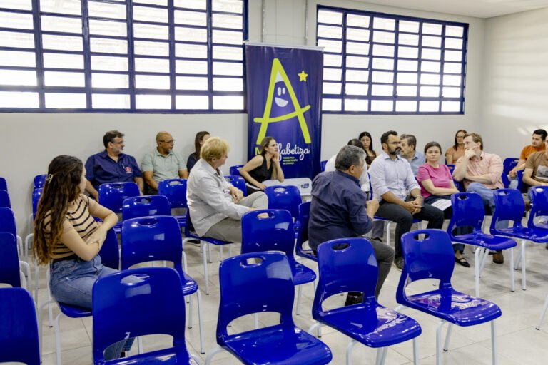 Prefeitura realiza audiência pública para discutir orçamento municipal de 2027