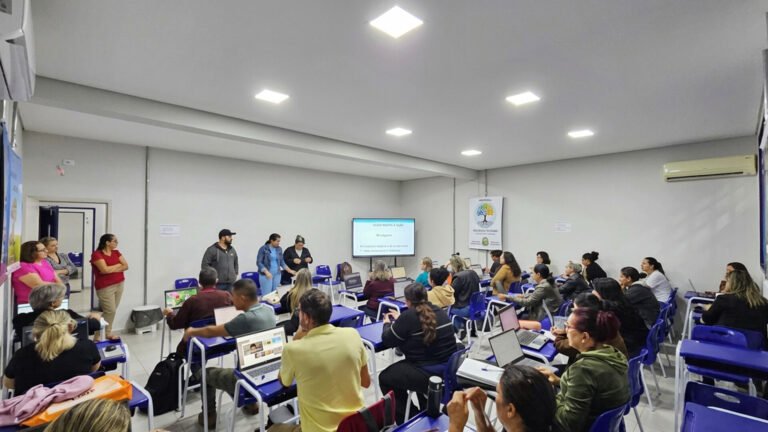 Prefeitura inicia formação para futuros diretores da Rede Municipal de Ensino