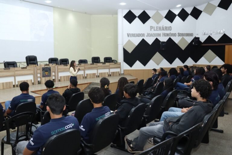 São Gabriel em Miúdos começa com Jovens Aprendizes na Câmara